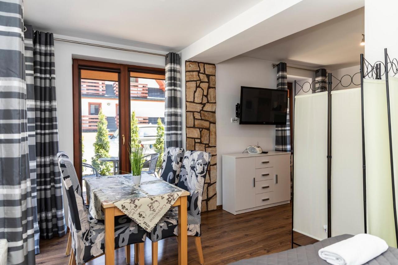 Udanypobyt Apartamenty Przy Dolinach E I F Koscielisko Exterior photo