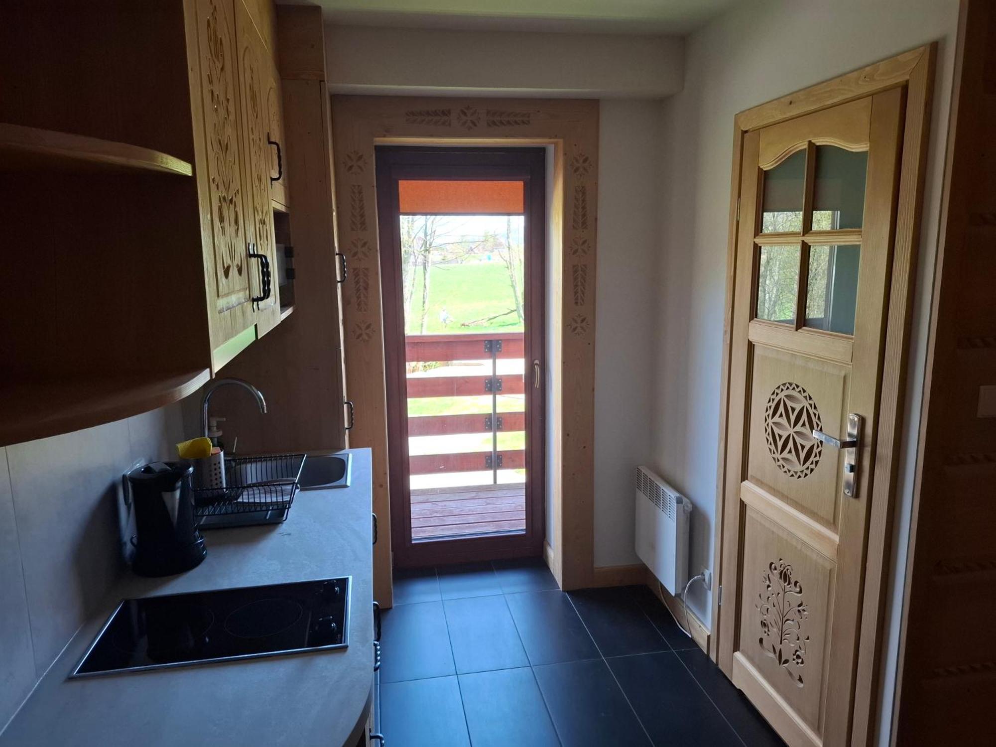 Udanypobyt Apartamenty Przy Dolinach E I F Koscielisko Exterior photo